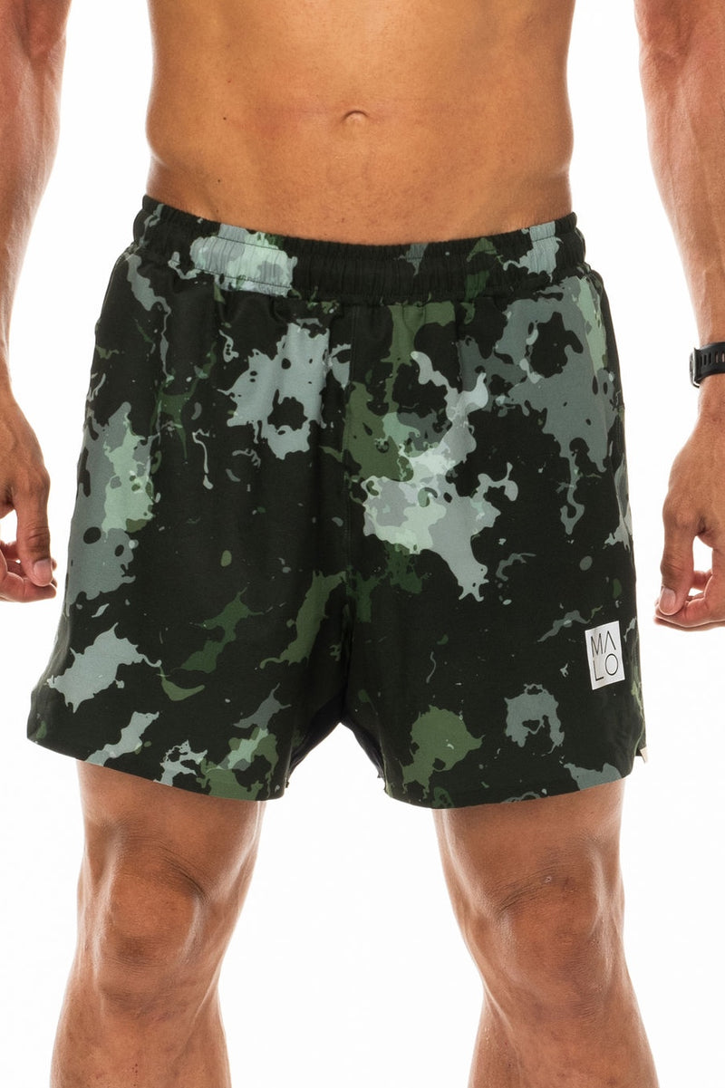 Men's Moss Camo Noosa Run Short. Green run shorts with mesh liner. Running shorts with 5.5 inseam.
