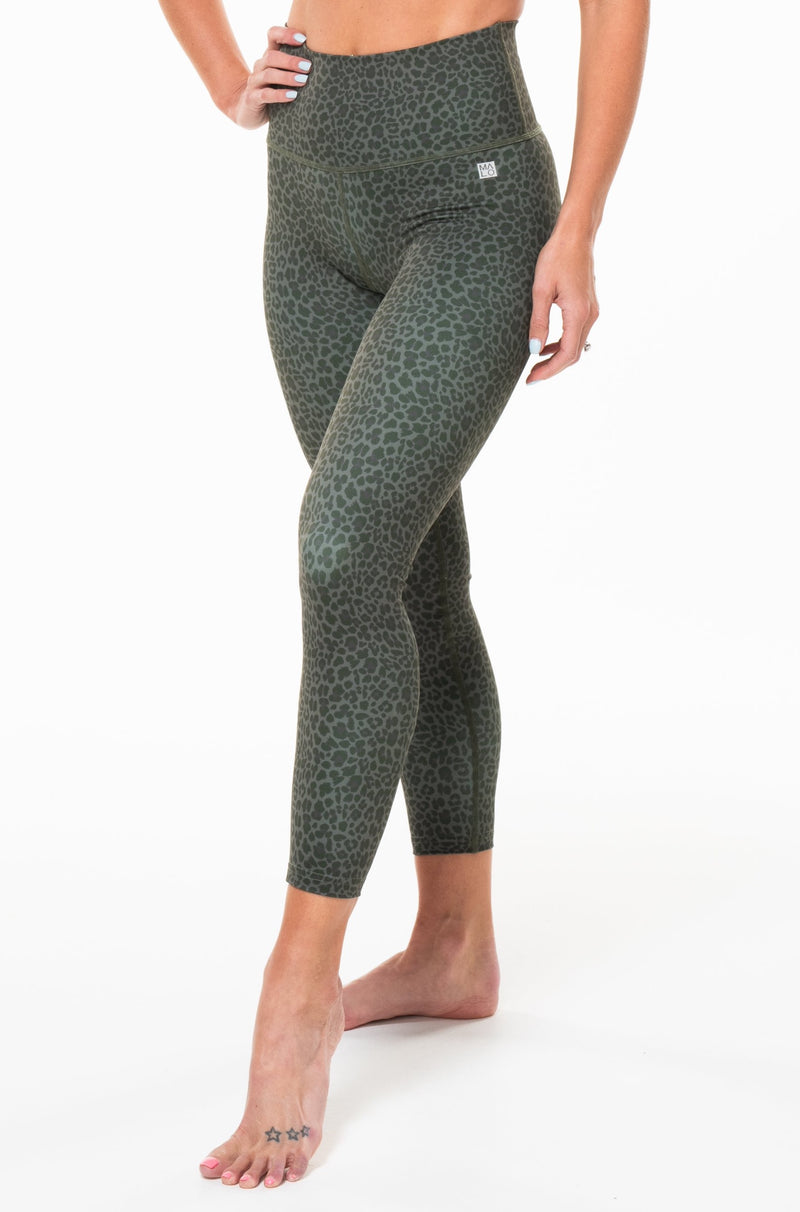 Panther 7/8 Leggings. Green quick-dry leggings with animal print. Athleisure leggings.