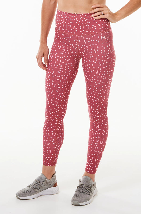 Nantucket Bloom 7/8 Leggings. Pink quick-dry leggings with daisy print. Athleisure leggings.